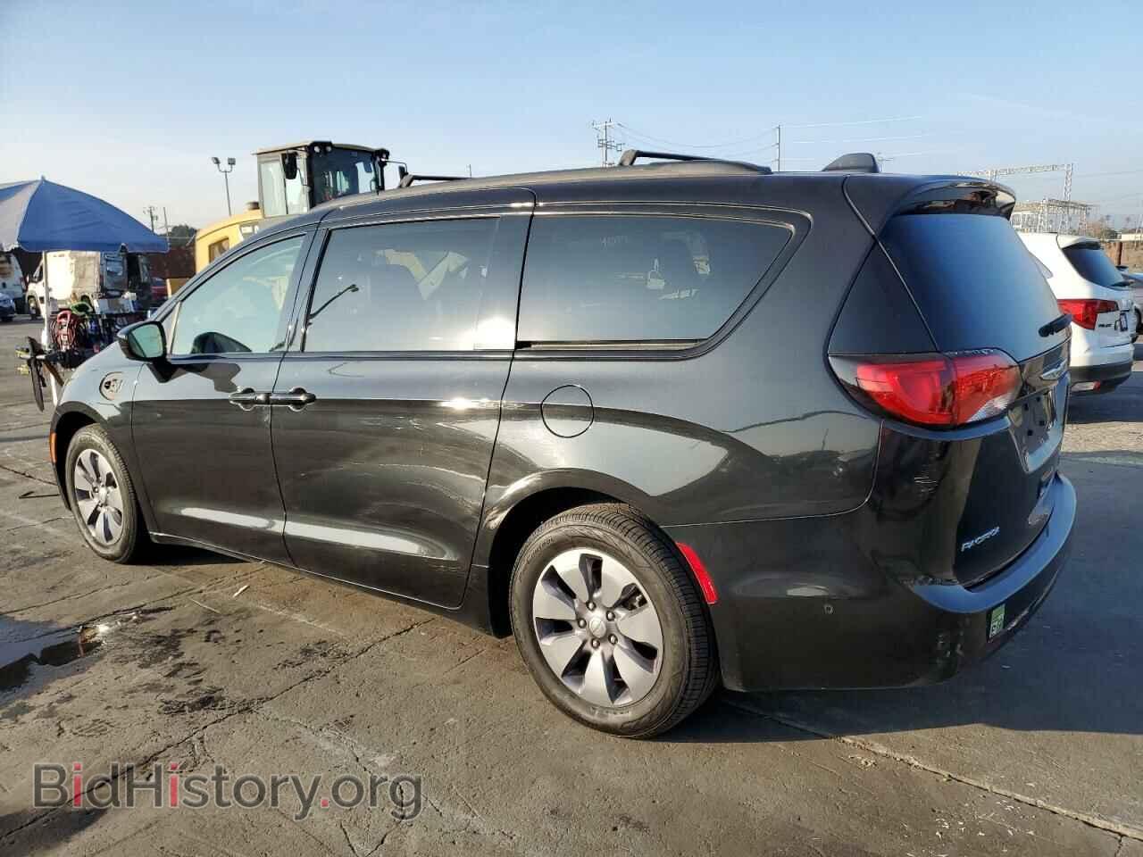 2018 CHRYSLER PACIFICA - VIN: 2C4RC1N77JR358973 - Фото 2