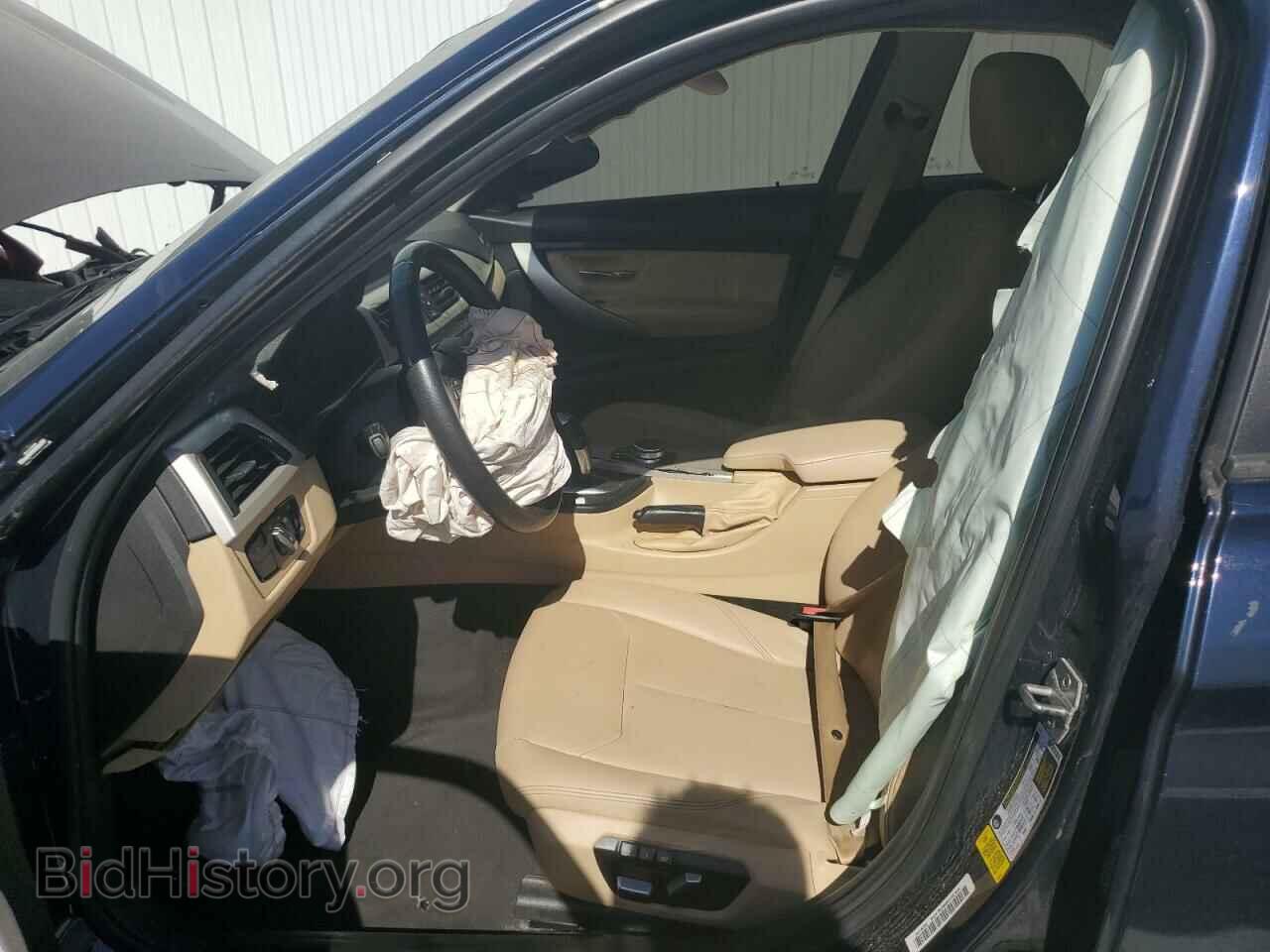 2017 BMW 3 SERIES - VIN: WBA8A9C38HK863930 - Фото 7