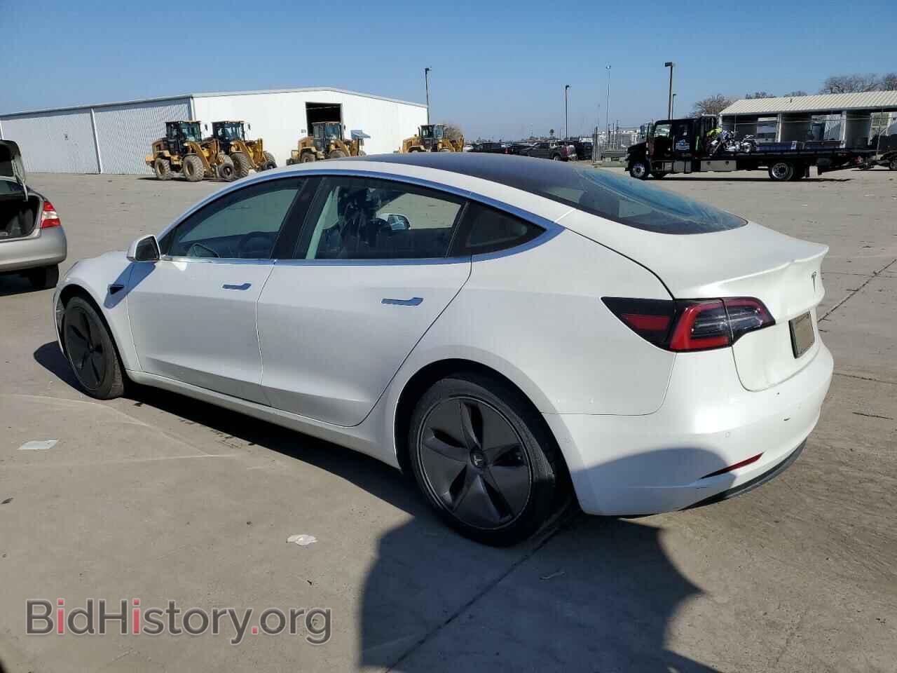 2018 TESLA MODEL 3 - VIN: 5YJ3E1EA0JF162364 - Photo 2