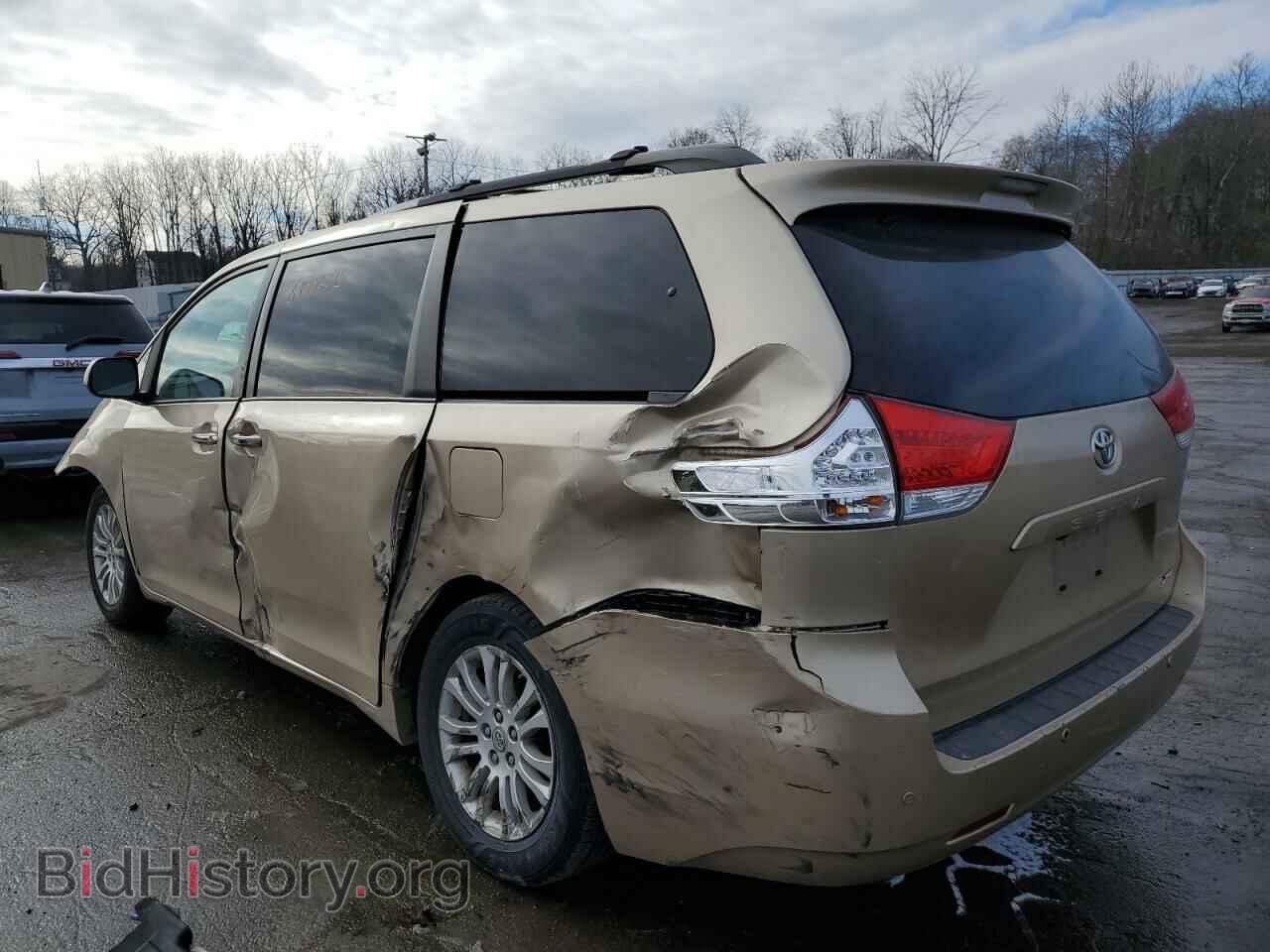 2011 TOYOTA All Models - VIN: 5TDYK3DC9BS155195 - Photo 2