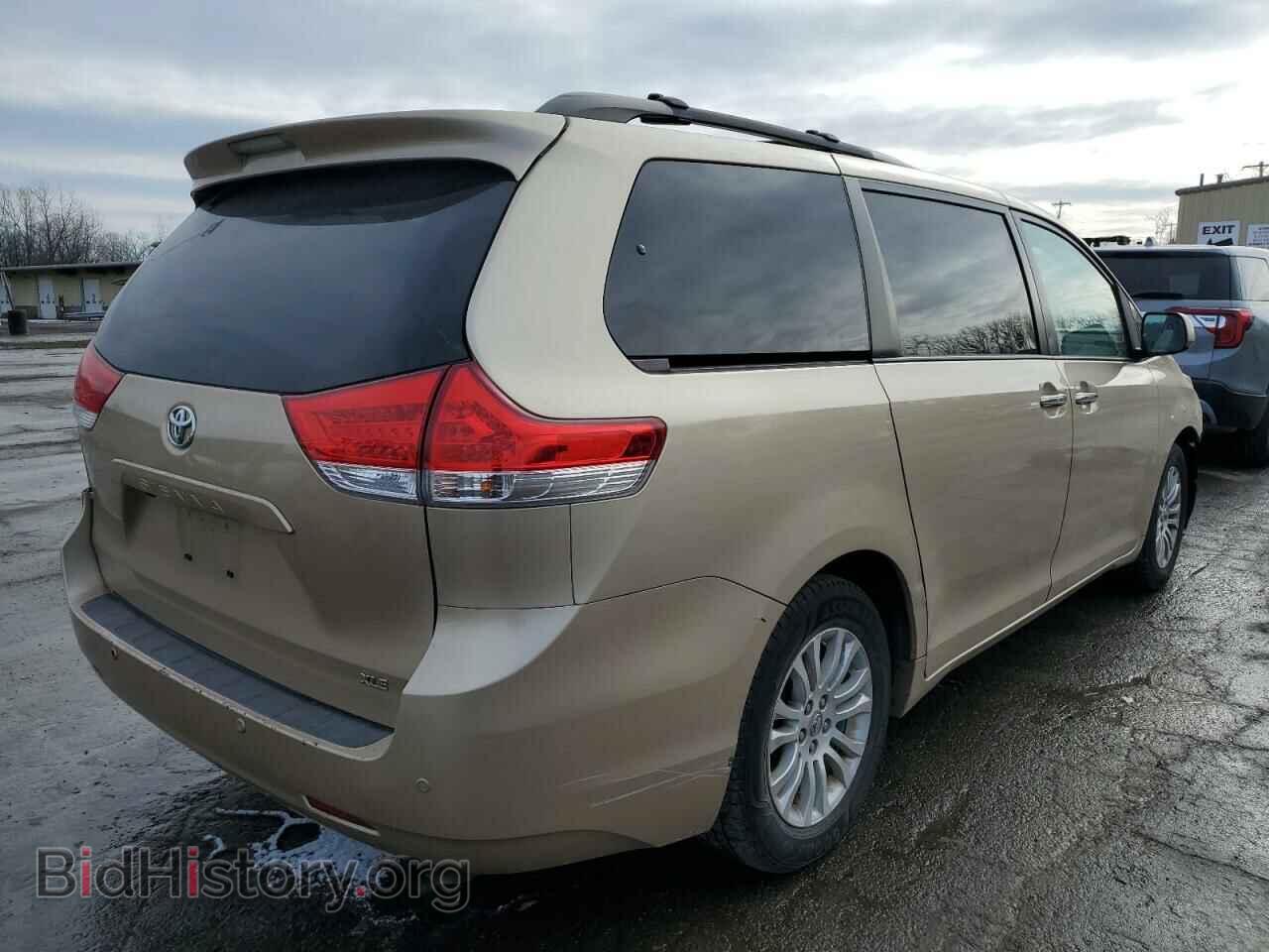 2011 TOYOTA All Models - VIN: 5TDYK3DC9BS155195 - Photo 3