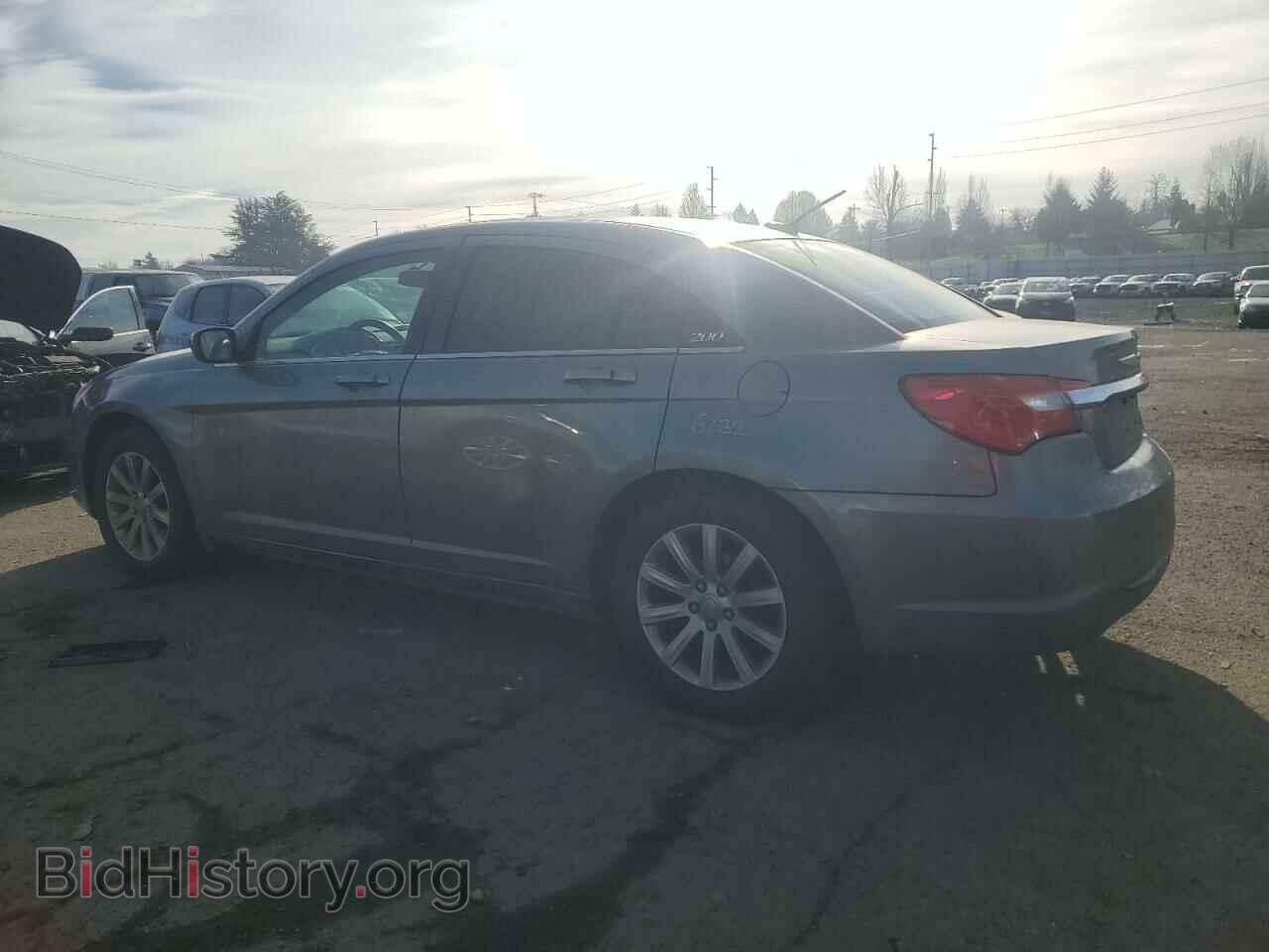 2013 CHRYSLER 200 - VIN: 1C3CCBBB0DN627583 - Фото 2