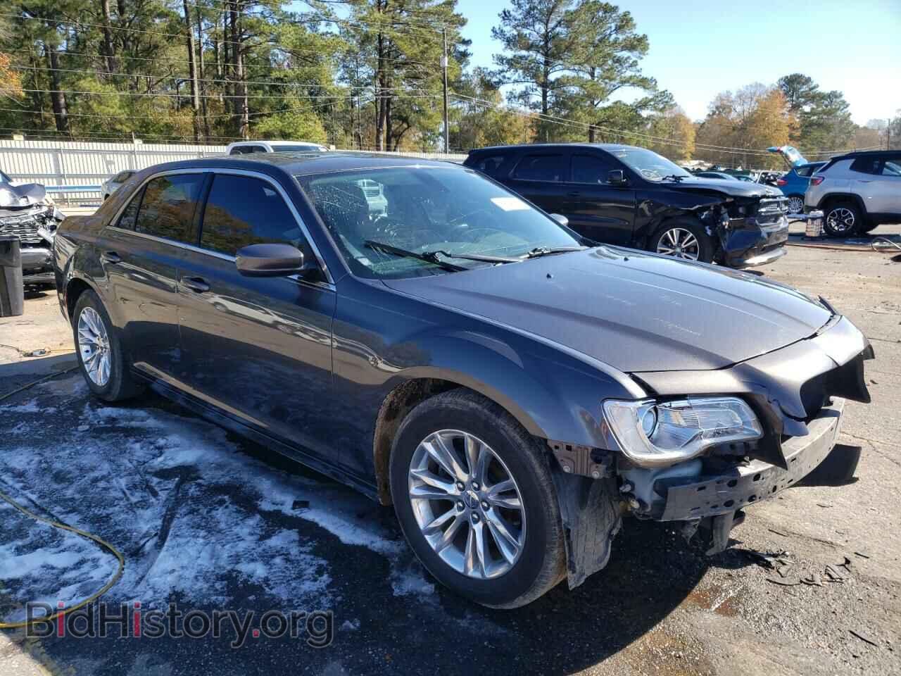 2019 CHRYSLER 300 - VIN: 2C3CCAAG5KH569015 - Фото 4