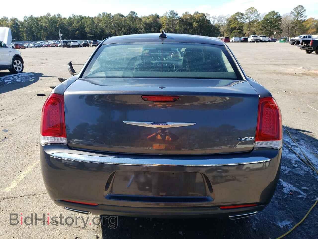 2019 CHRYSLER 300 - VIN: 2C3CCAAG5KH569015 - Фото 6