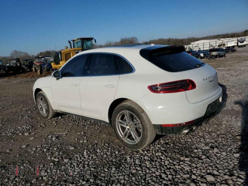 2016 Porsche MACAN (VIN WP1AB2A54GLB58269) — фото 2 из 14