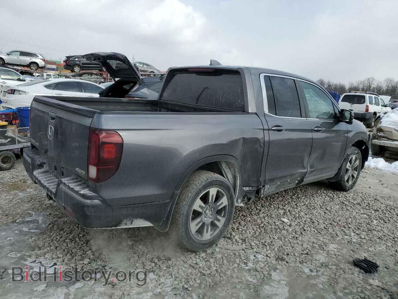 2017 HONDA RIDGELINE - VIN: 5FPYK3F67HB025220 - Фото 3