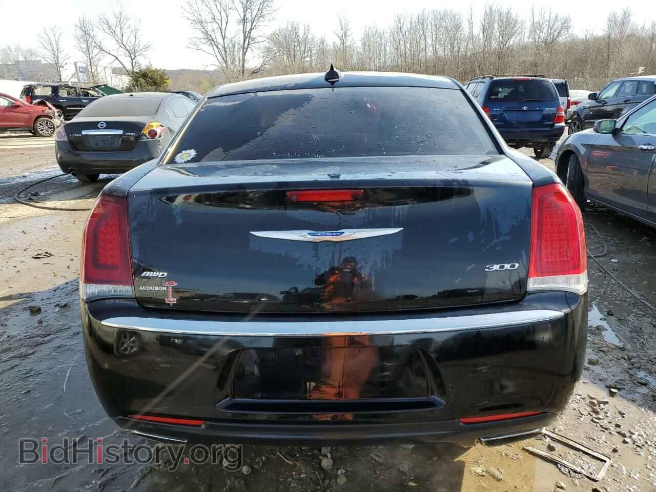 2018 CHRYSLER 300 - VIN: 2C3CCAKG0JH250554 - Фото 6