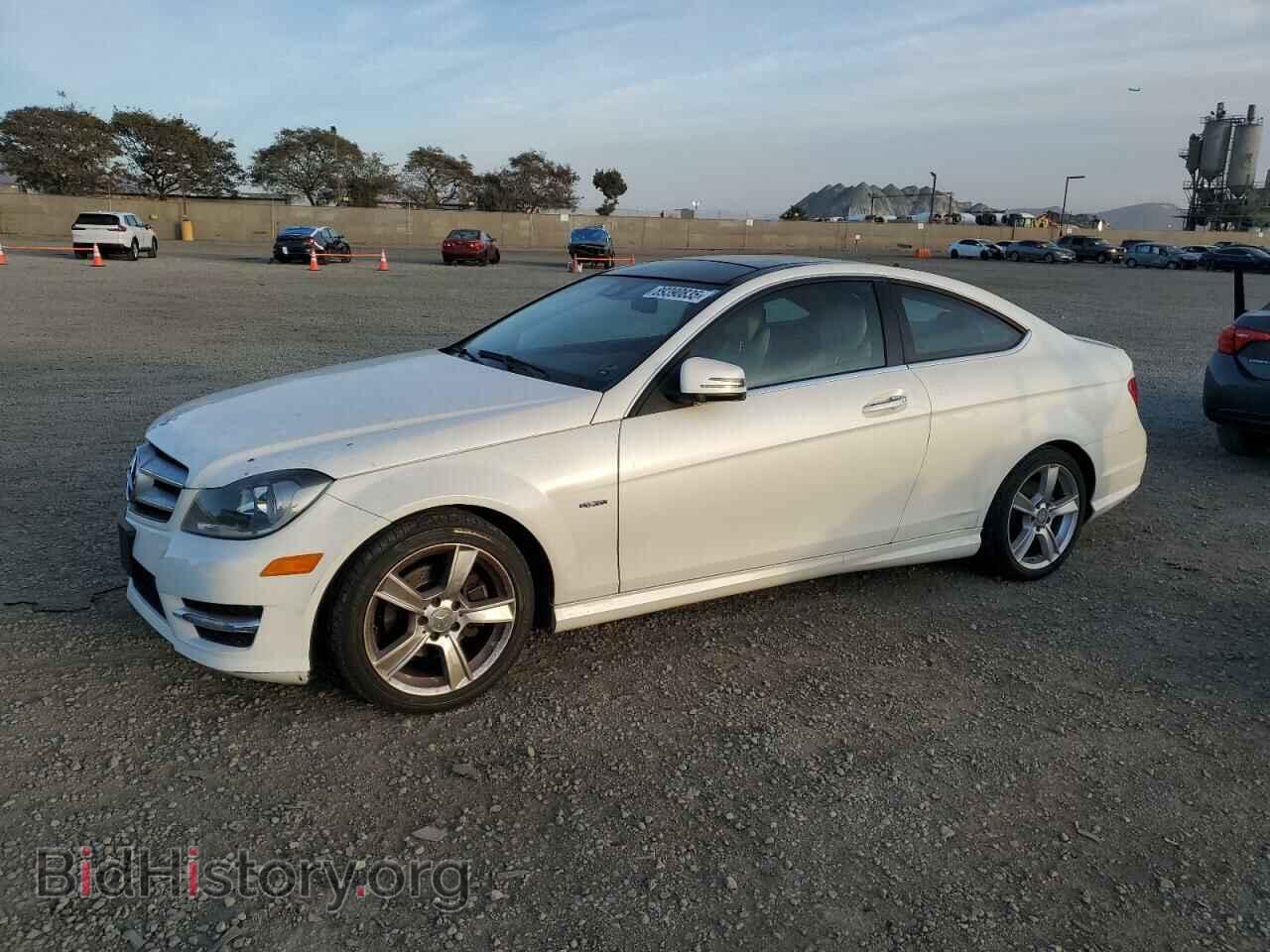 Фотография WDDGJ4HB2CF891795 - MERCEDES-BENZ C-CLASS 2012