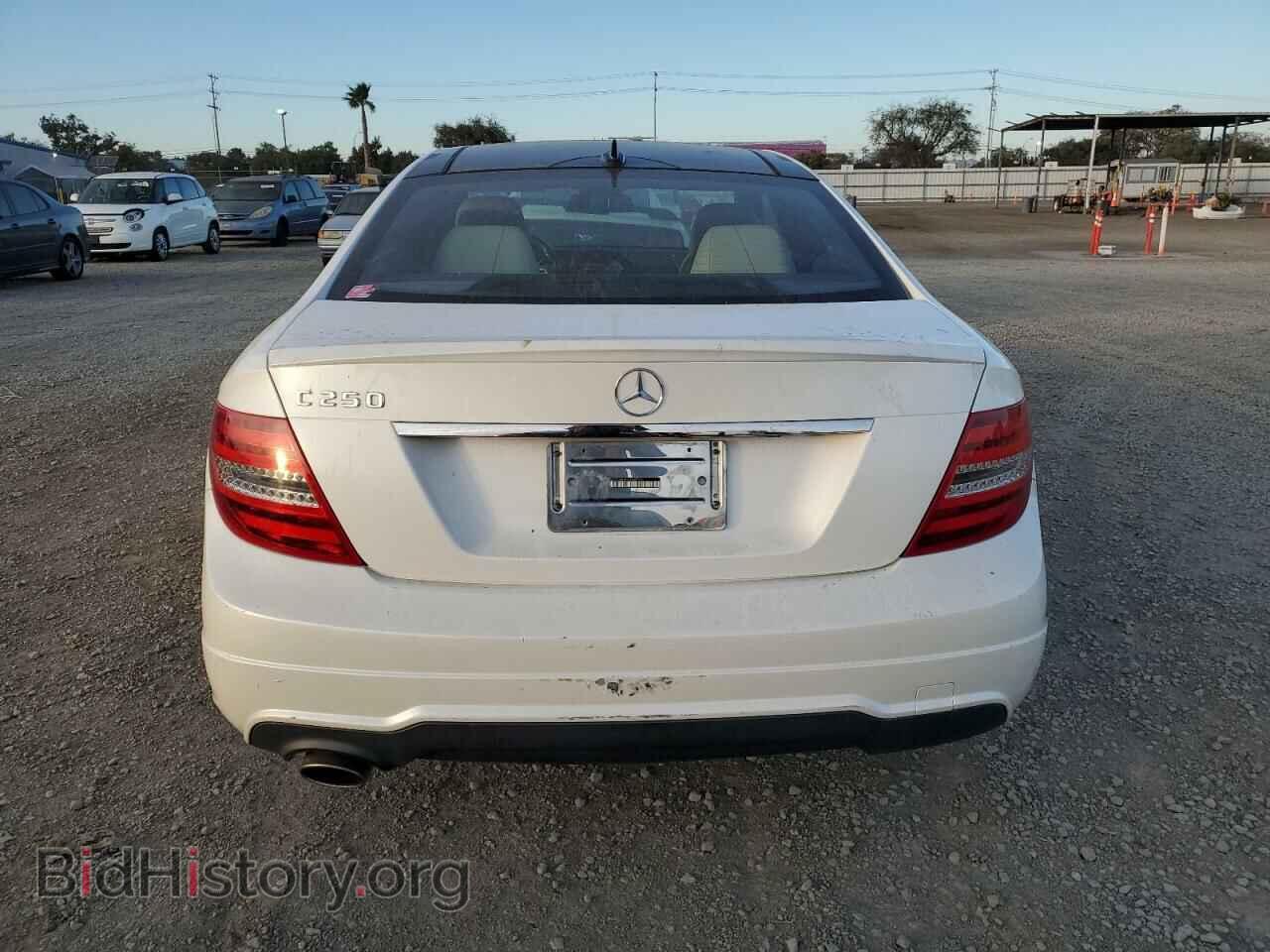 2012 MERCEDES-BENZ C-CLASS - VIN: WDDGJ4HB2CF891795 - Фото 6
