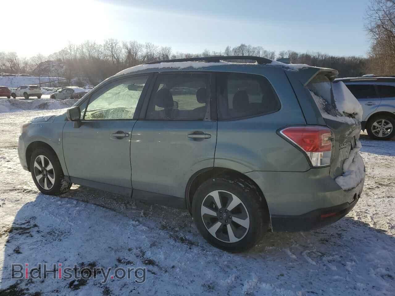 2017 SUBARU FORESTER - VIN: JF2SJAECXHH445813 - Фото 2