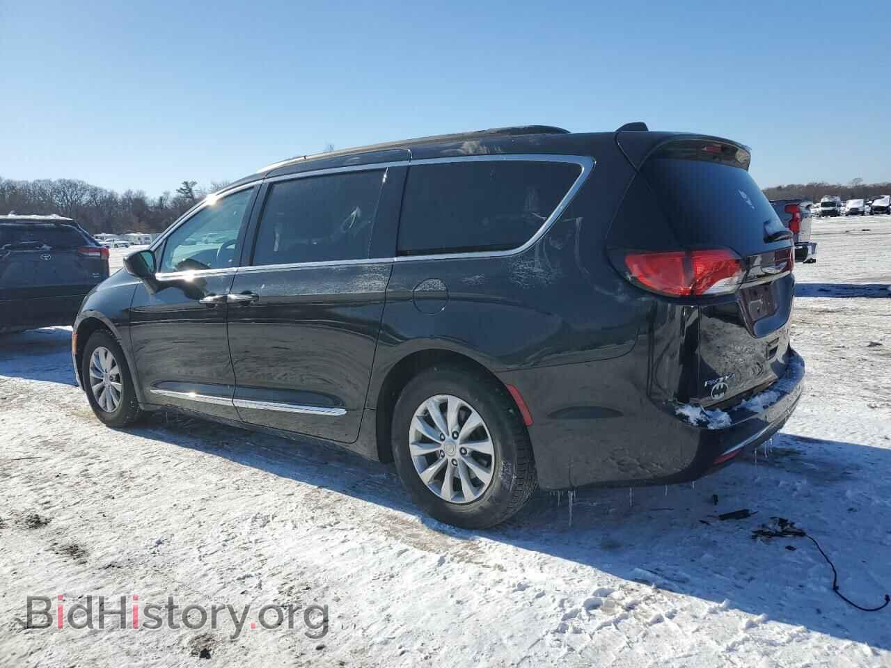 2017 CHRYSLER PACIFICA - VIN: 2C4RC1BG6HR757968 - Фото 2