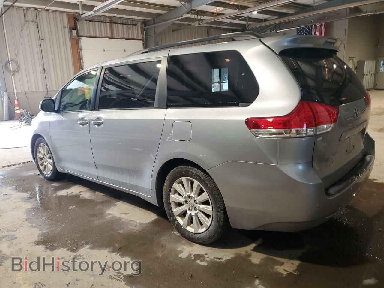 2011 TOYOTA All Models - VIN: 5TDDK3DC7BS011370 - Фото 2