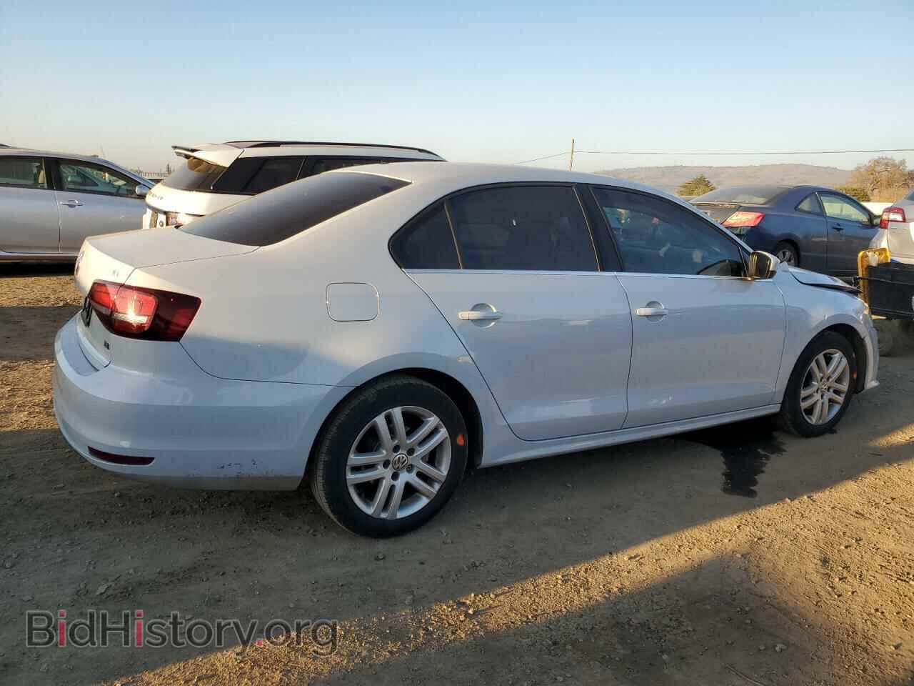 2017 VOLKSWAGEN JETTA - VIN: 3VW167AJ7HM246813 - Фото 3
