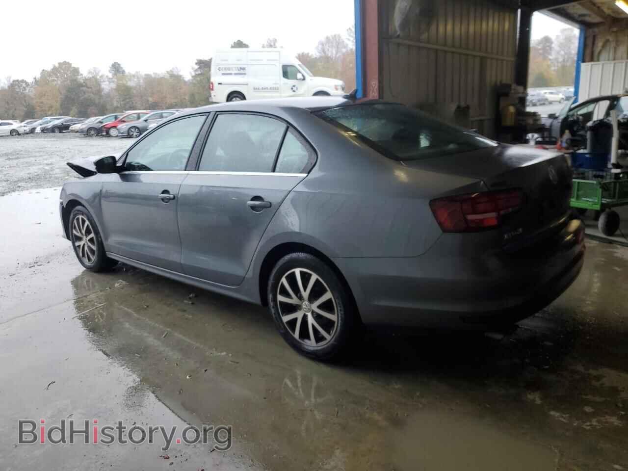 2017 VOLKSWAGEN JETTA - VIN: 3VWDB7AJ7HM394422 - Фото 2