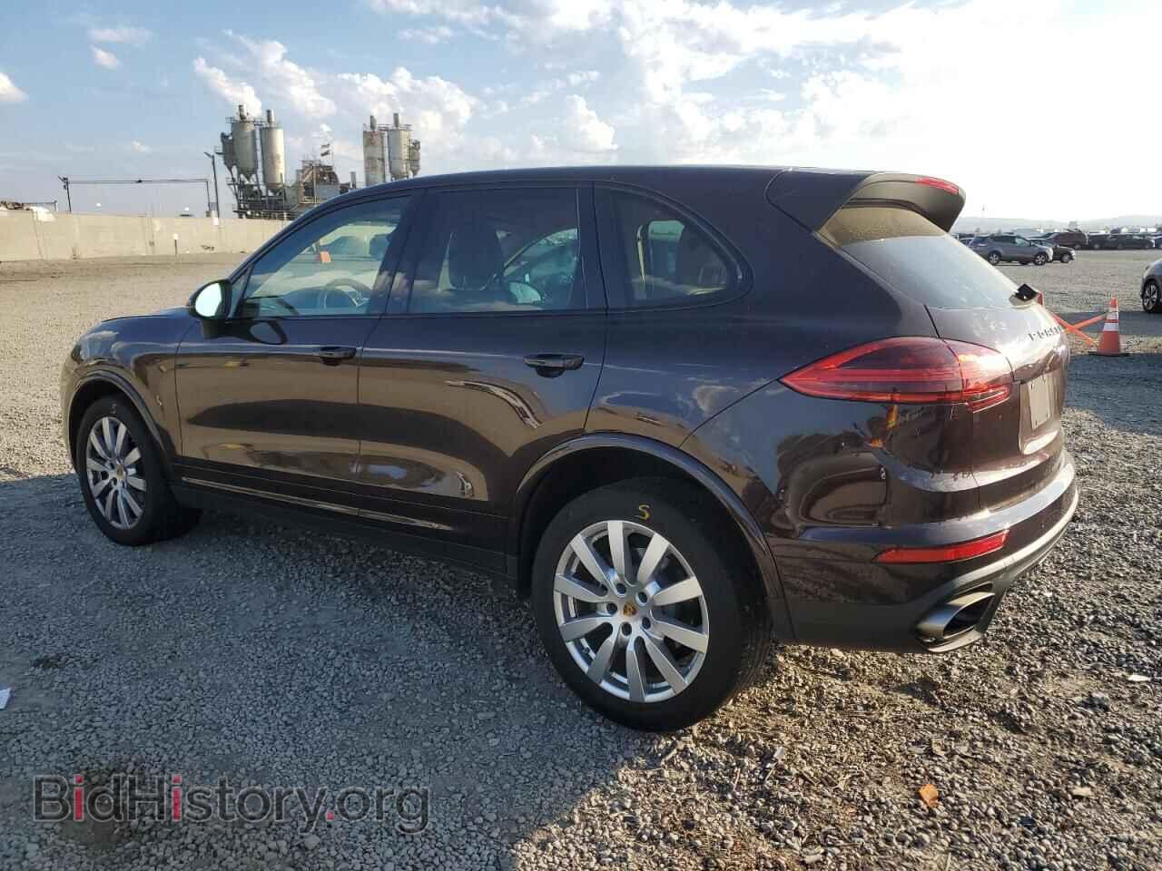 2017 PORSCHE CAYENNE - VIN: WP1AA2A25HKA81296 - Фото 2