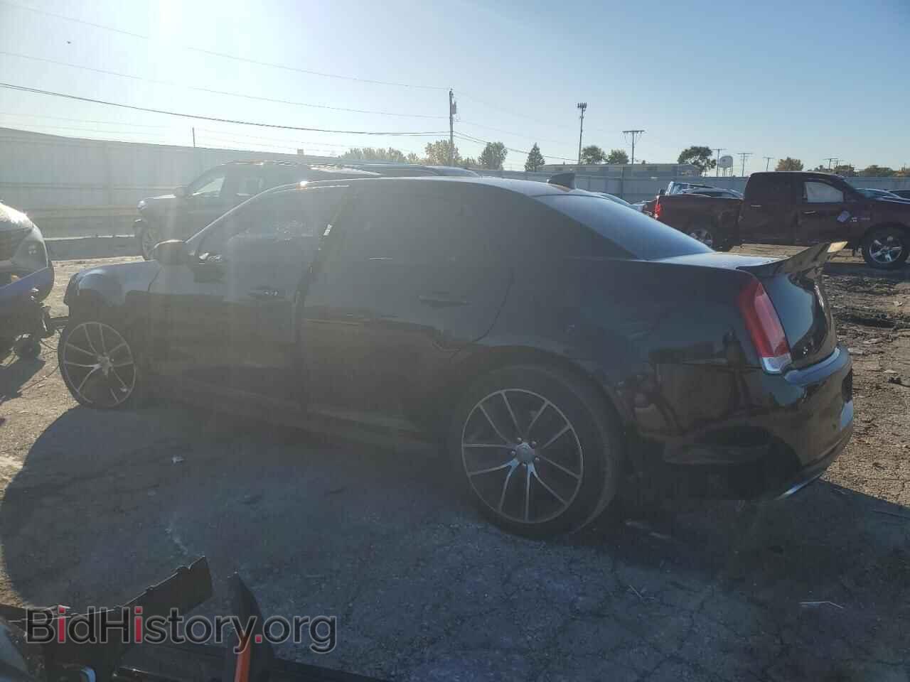 2016 CHRYSLER 300 - VIN: 2C3CCAEG6GH287080 - Photo 2