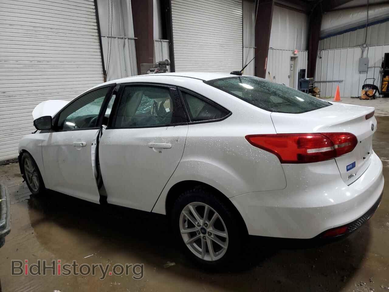 2017 FORD FOCUS - VIN: 1FADP3F21HL304929 - Фото 2