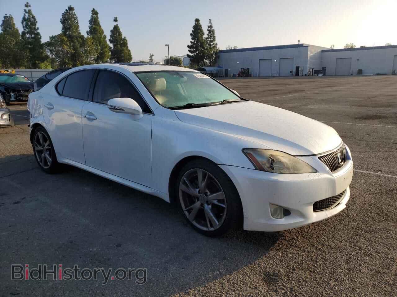 2010 LEXUS IS - VIN: JTHBF5C20A2096718 - Photo 4