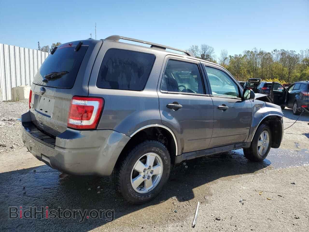 2011 FORD ESCAPE - VIN: 1FMCU0D74BKB83222 - Фото 3