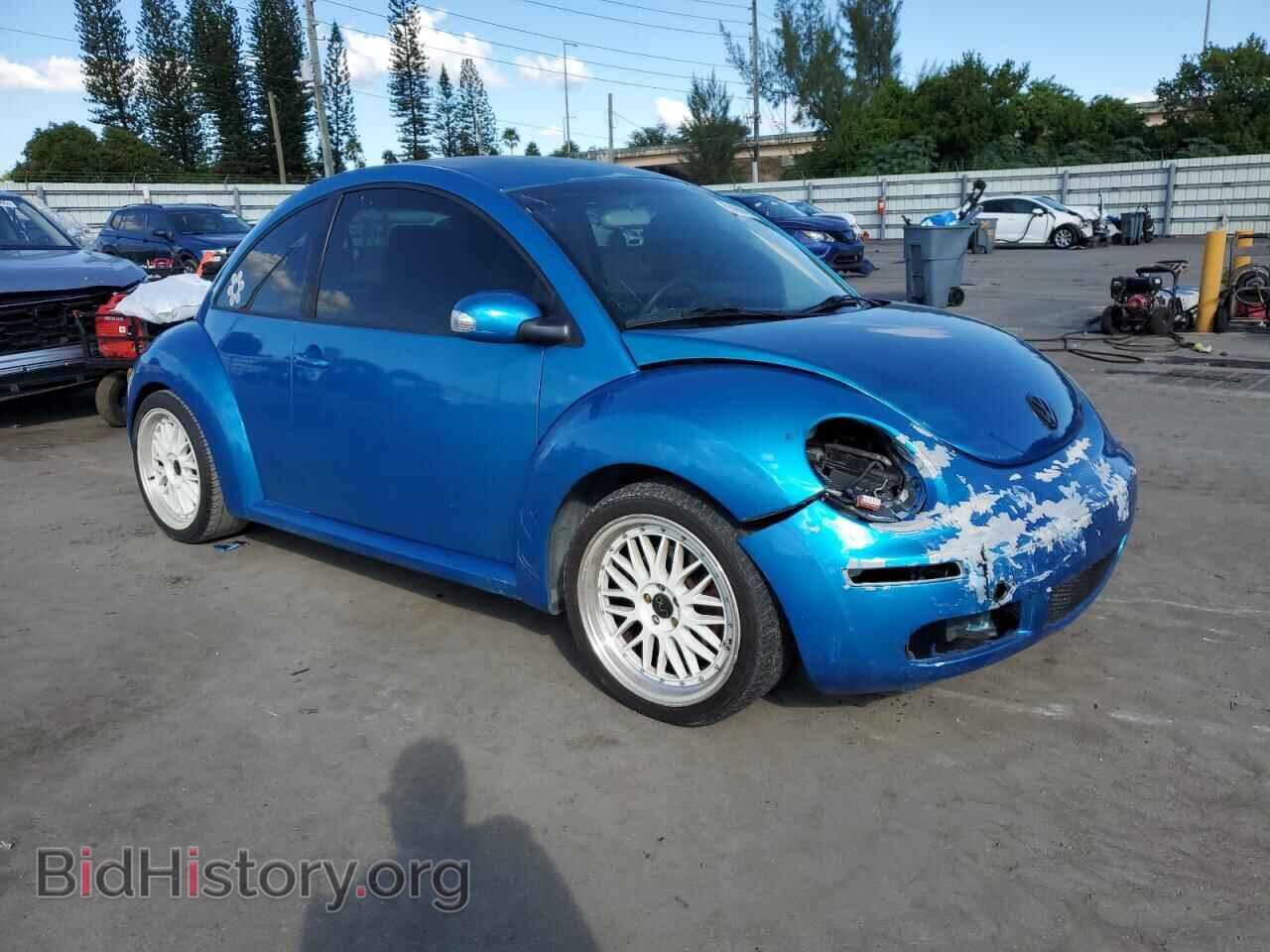 2010 VOLKSWAGEN BEETLE - VIN: 3VWPW3AG3AM011256 - Фото 4