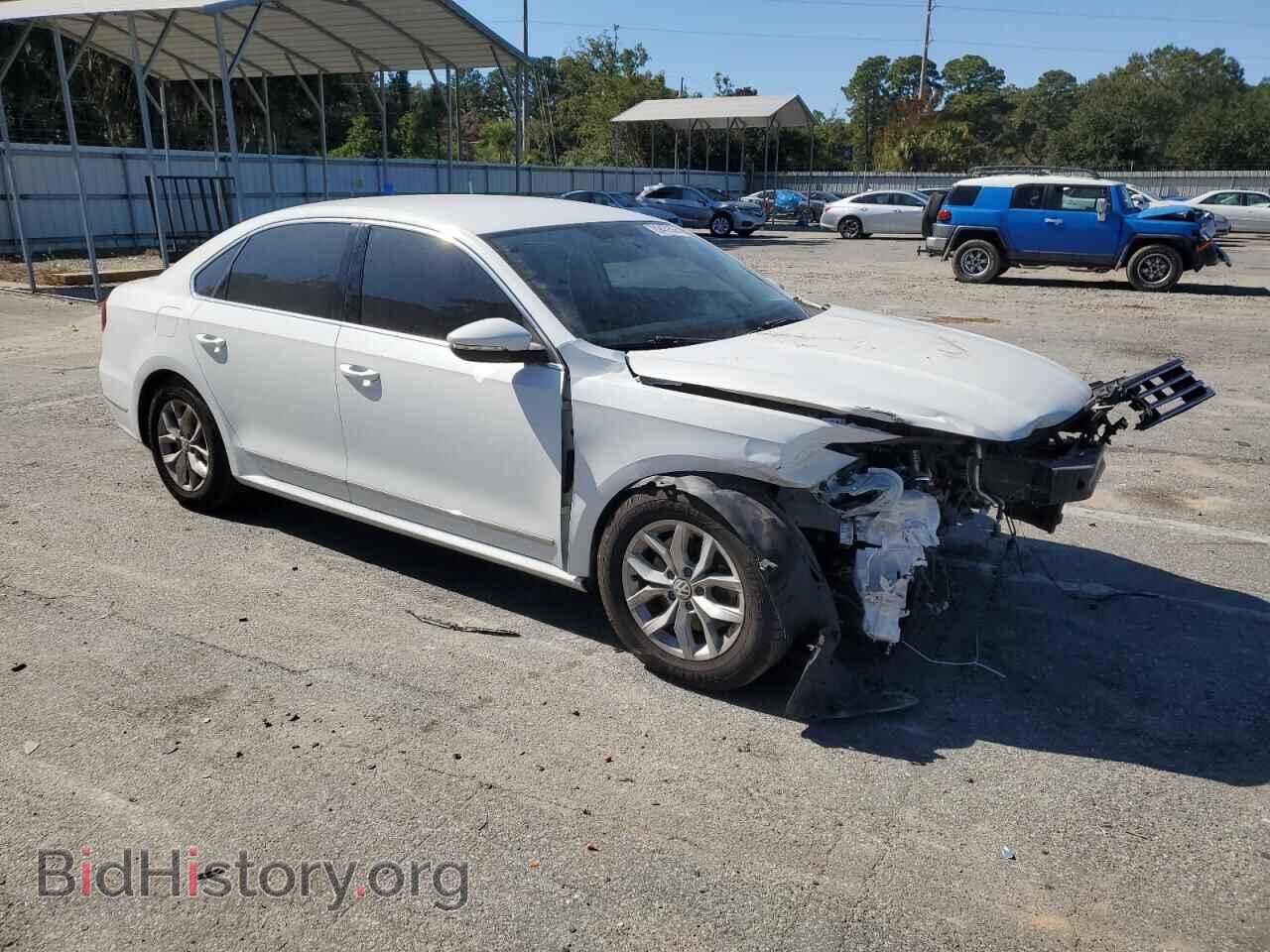 2017 VOLKSWAGEN PASSAT - VIN: 1VWAT7A37HC031489 - Фото 4