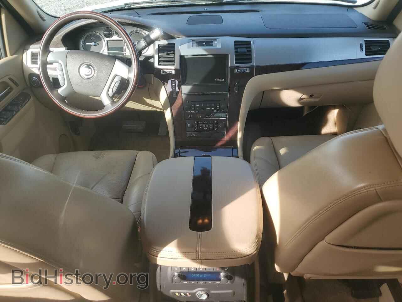 2011 CADILLAC ESCALADE - VIN: 1GYS4BEFXBR162670 - Фото 8