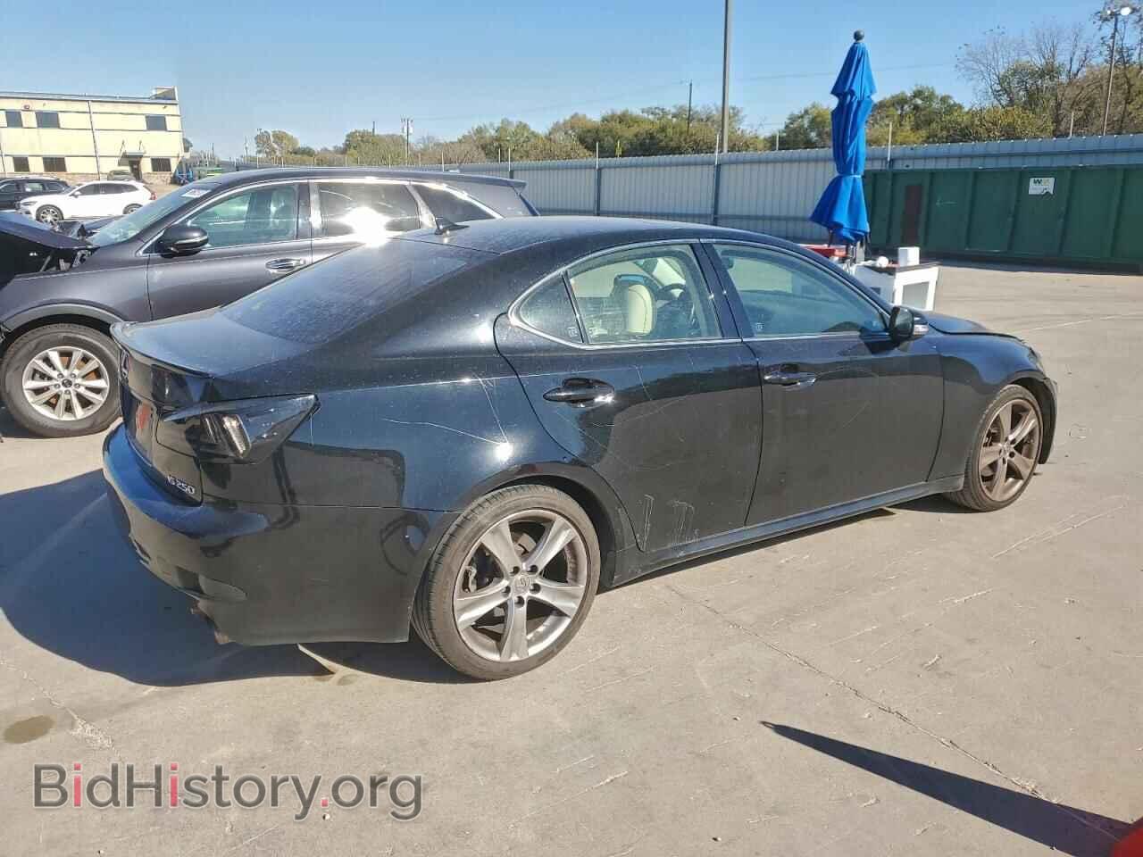 2011 LEXUS IS - VIN: JTHBF5C28B5149729 - Photo 3