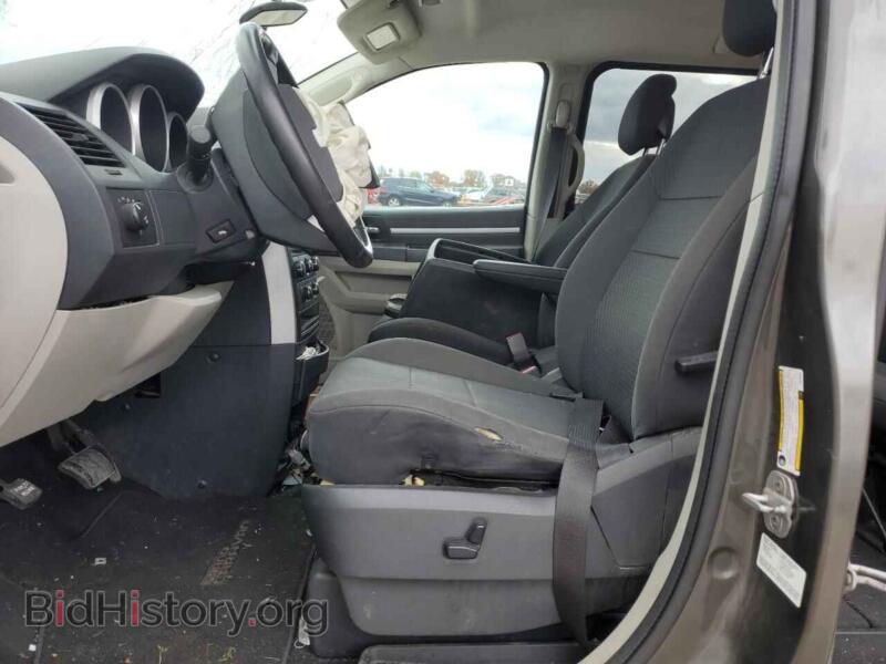 2010 Dodge CARAVAN (VIN 2D4RN4DX0AR365067) — photo 7 of 13