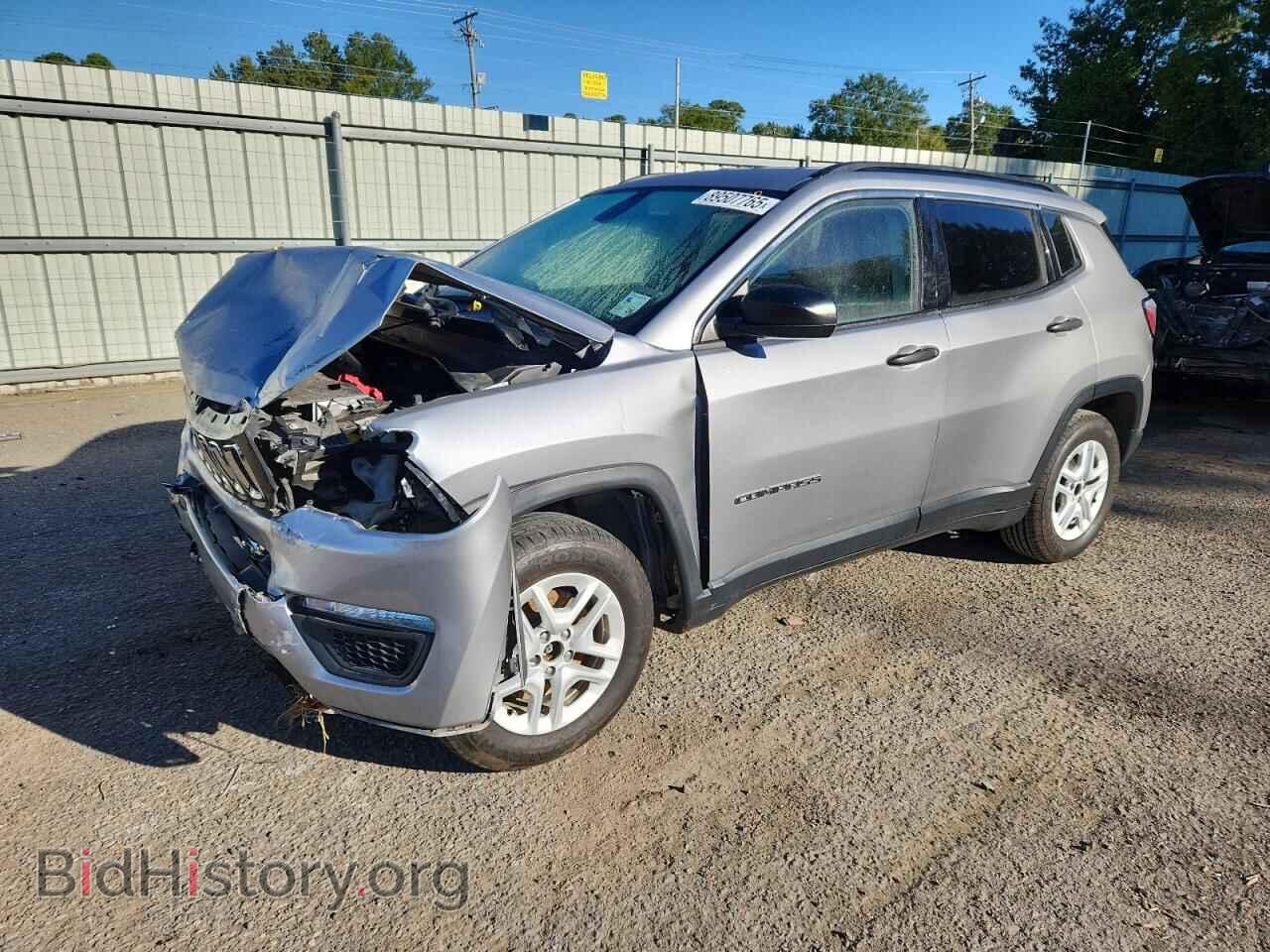 Photo 3C4NJCABXKT613060 - JEEP COMPASS 2019