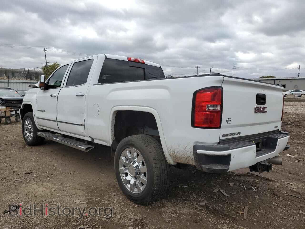 2017 GMC SIERRA - VIN: 1GT12UEY7HF110198 - Фото 2