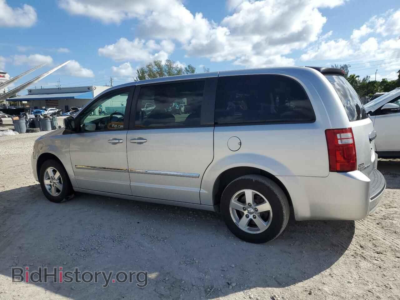 2008 DODGE CARAVAN - VIN: 1D8HN54P68B172575 - Фото 2