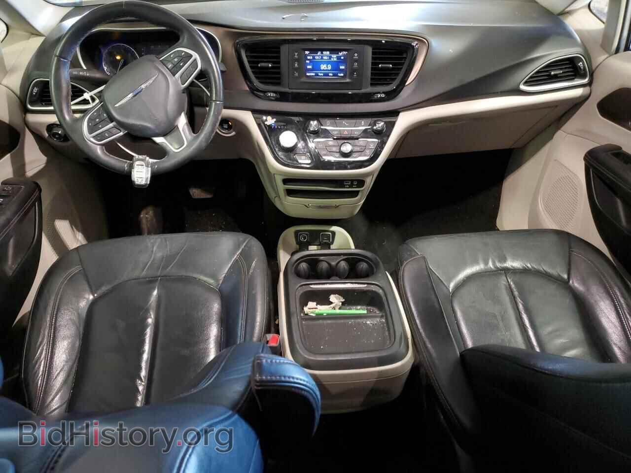 2017 CHRYSLER PACIFICA - VIN: 2C4RC1BGXHR763384 - Photo 8
