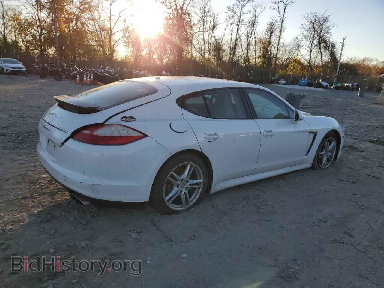2011 PORSCHE PANAMERA - VIN: WP0AA2A79BL011797 - Photo 3