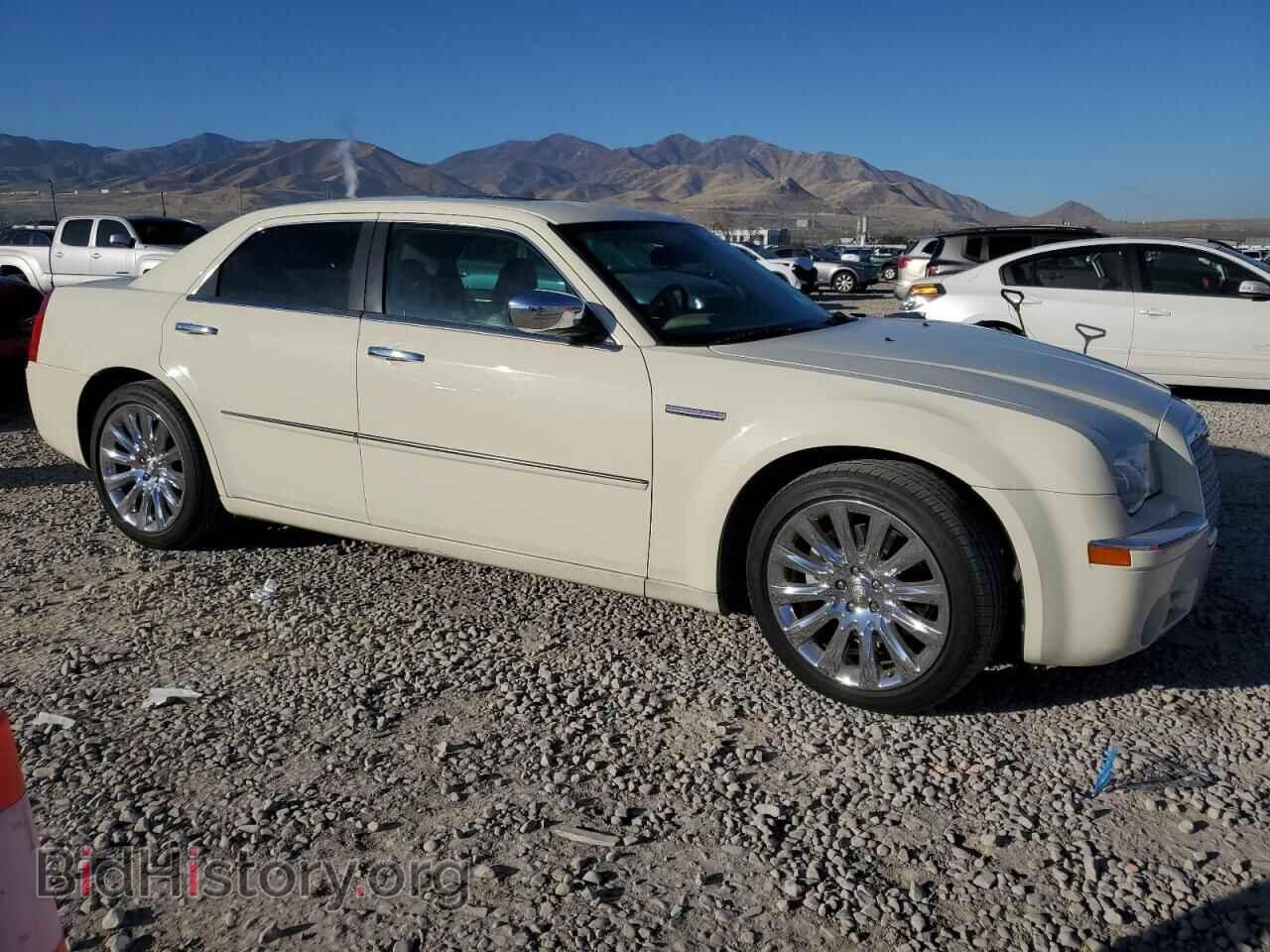 2009 CHRYSLER 300 - VIN: 2C3LA63TX9H582964 - Фото 4