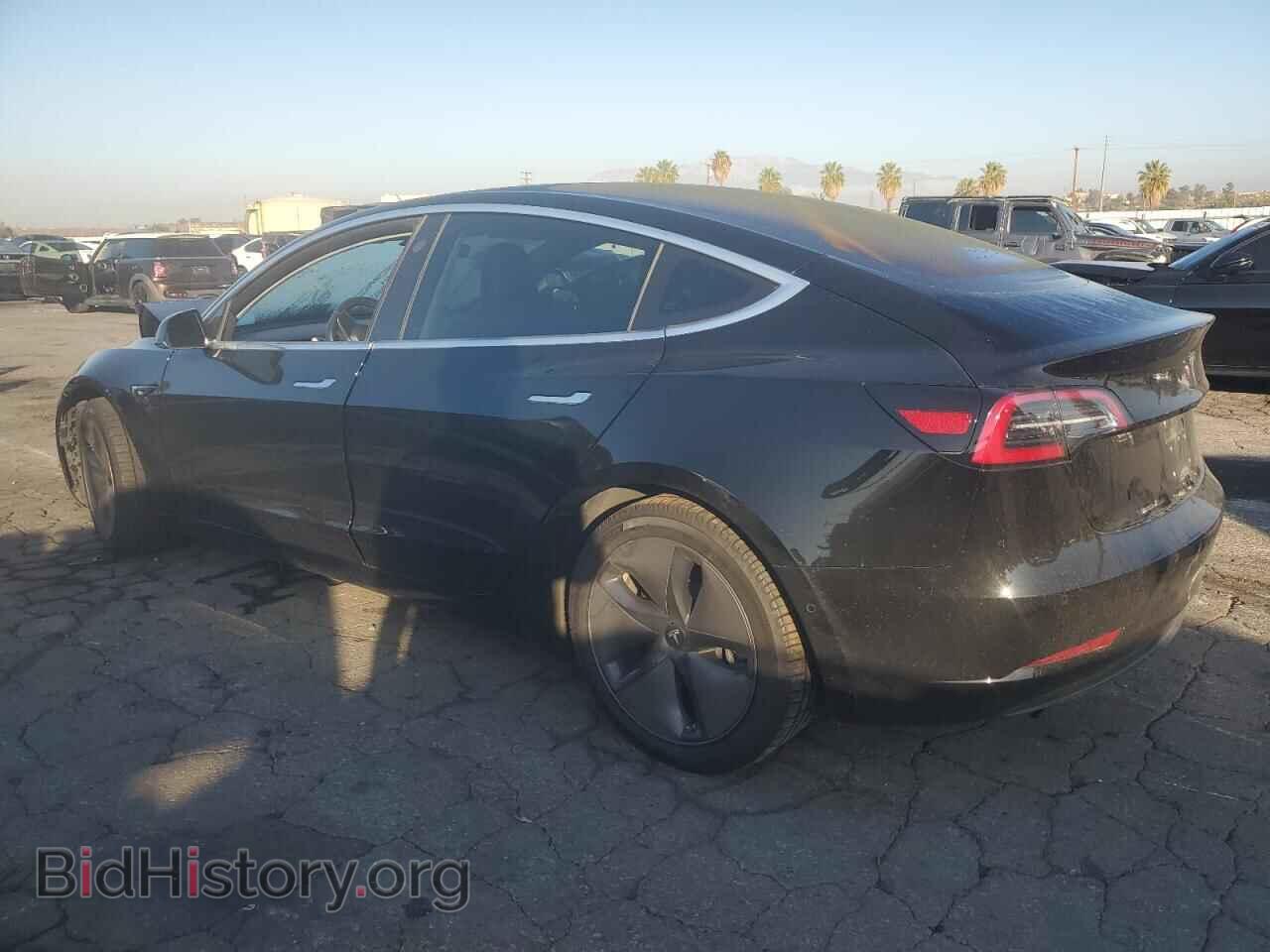 2018 TESLA MODEL 3 - VIN: 5YJ3E1EAXJF038084 - Photo 2