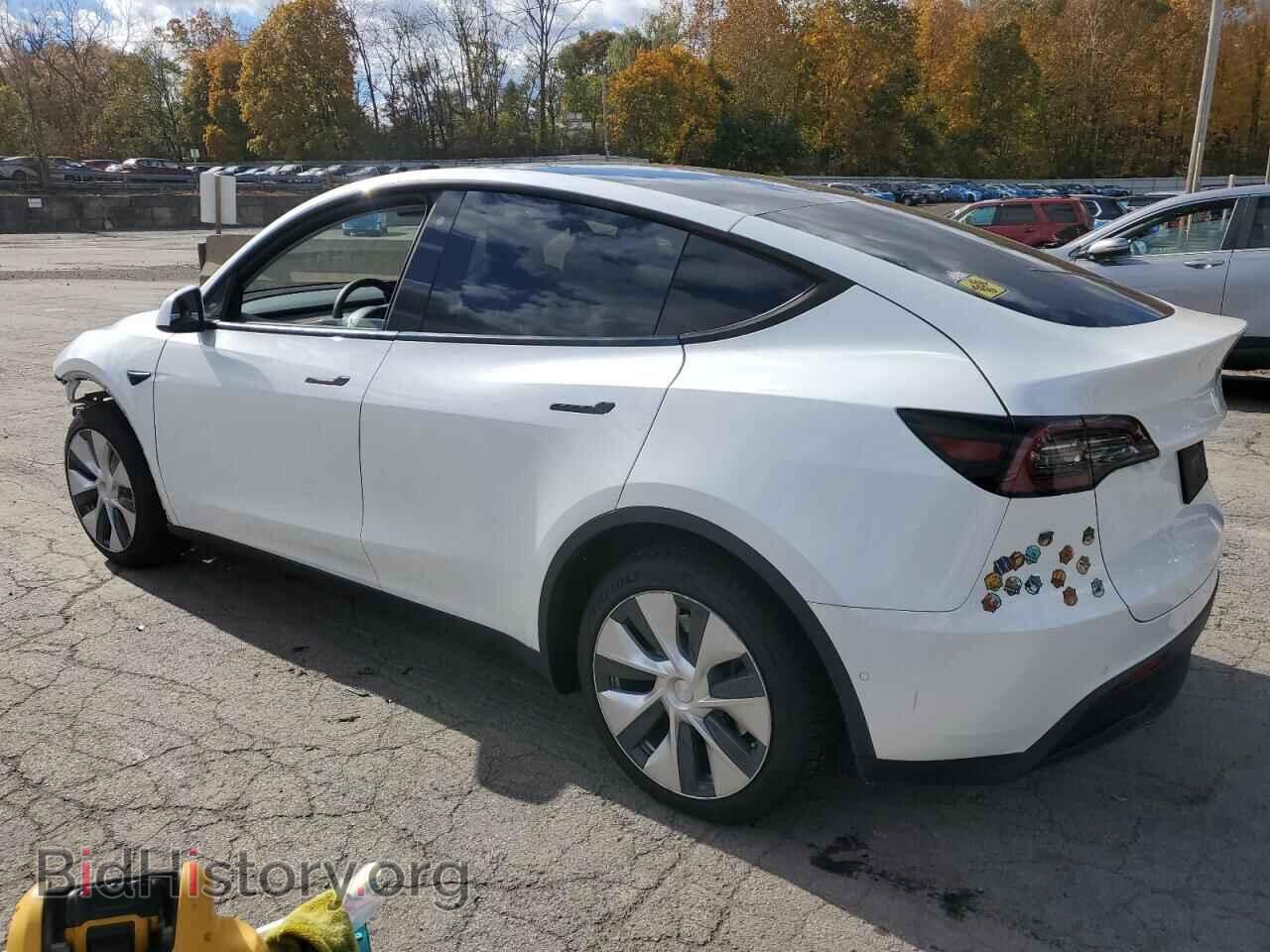 2020 TESLA MODEL Y - VIN: 5YJYGDEEXLF032213 - Photo 2