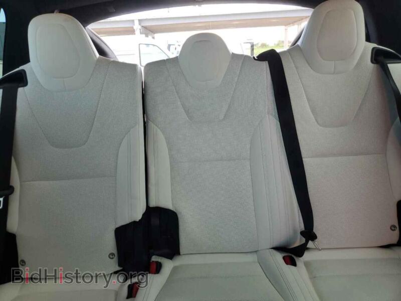 2024 Tesla MODEL X (VIN 7SAXCAE51RF449060) — photo 10 of 16
