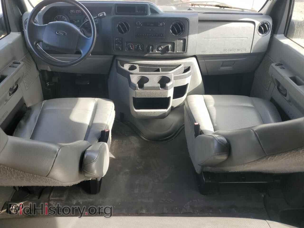 2013 FORD ALL Models - VIN: 1FBNE3BL1DDA48495 - Фото 8