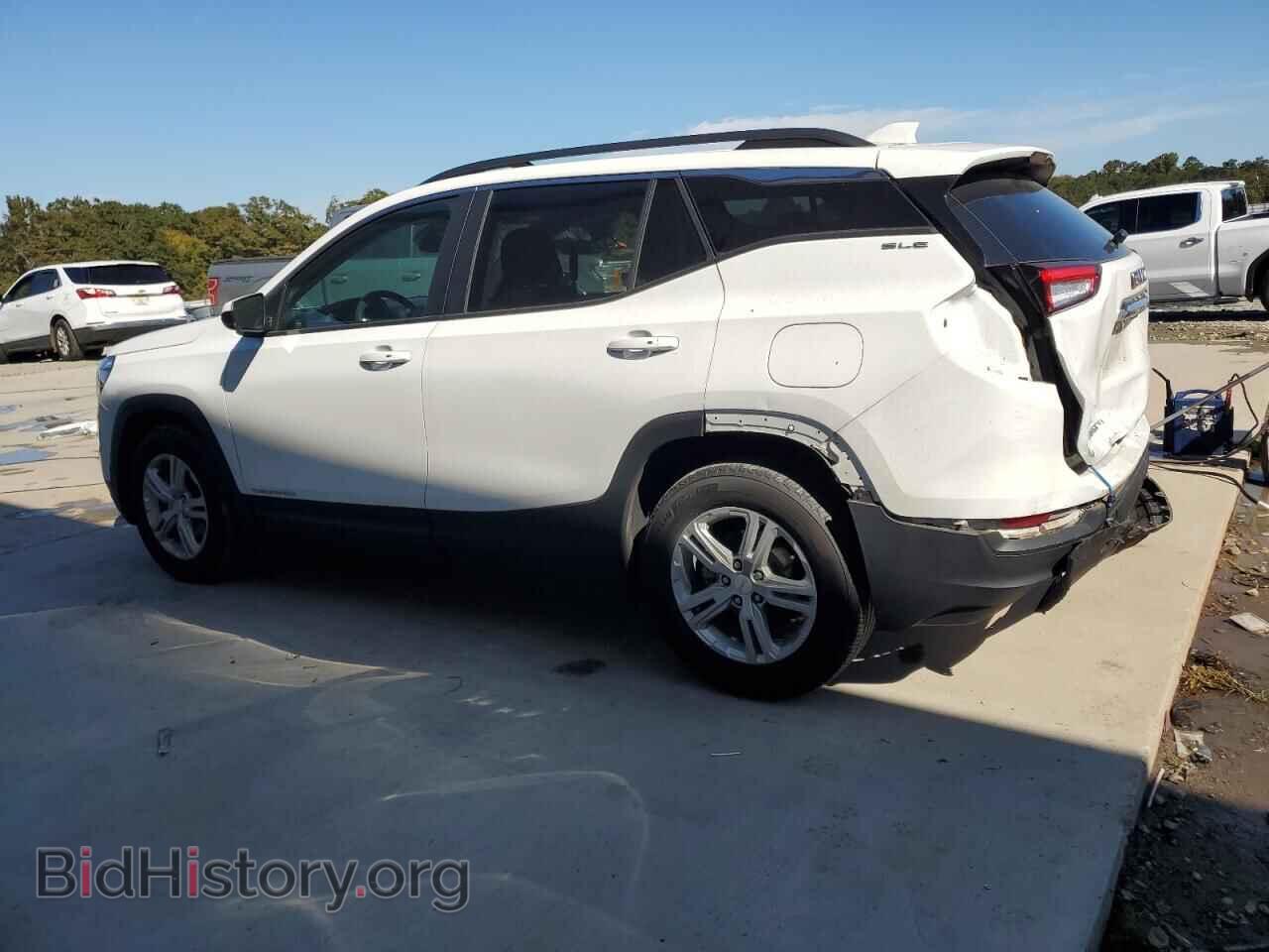 2024 GMC TERRAIN - VIN: 3GKALMEG4RL266117 - Фото 2