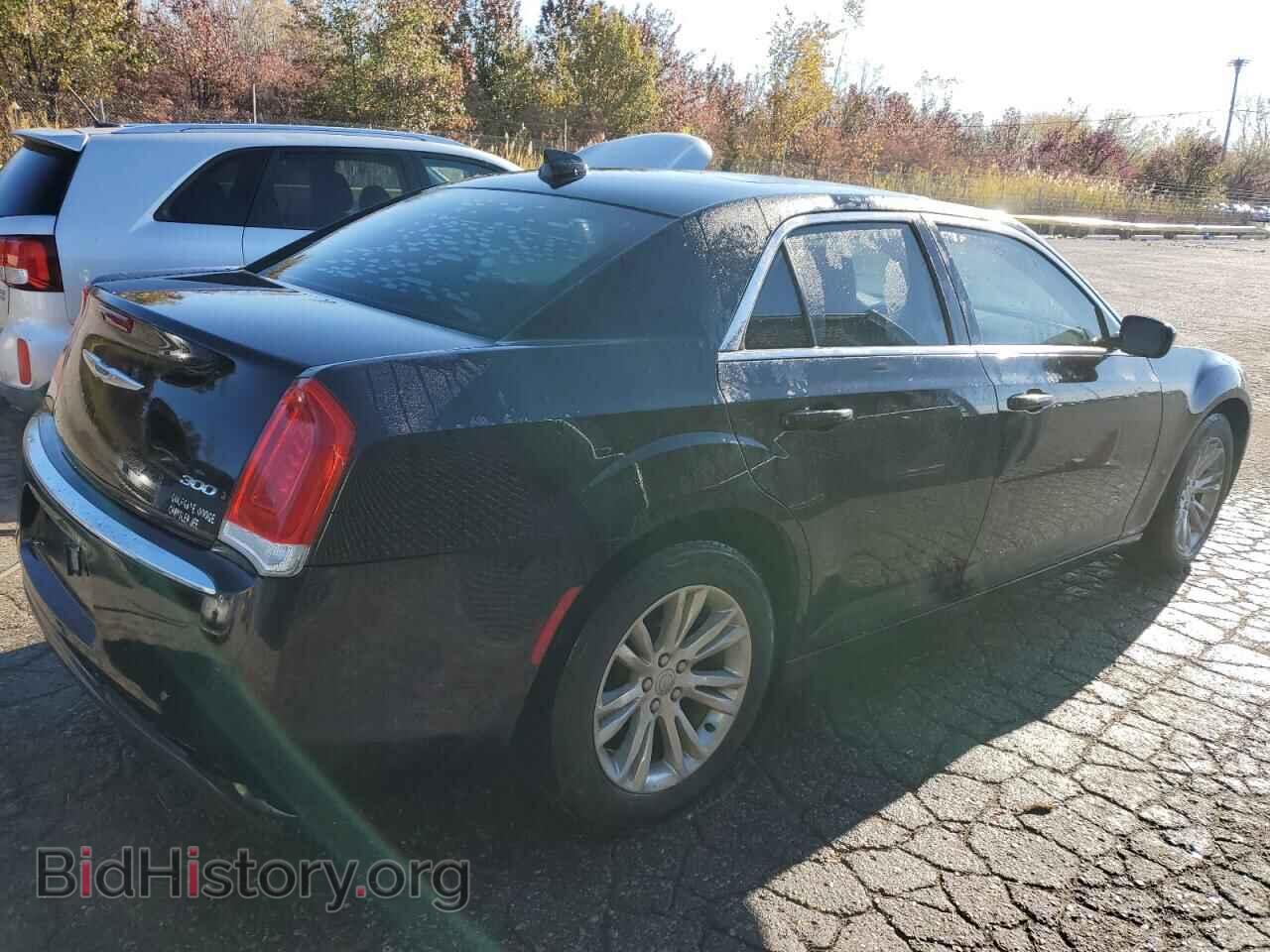 2016 CHRYSLER 300 - VIN: 2C3CCAAG4GH295488 - Фото 3