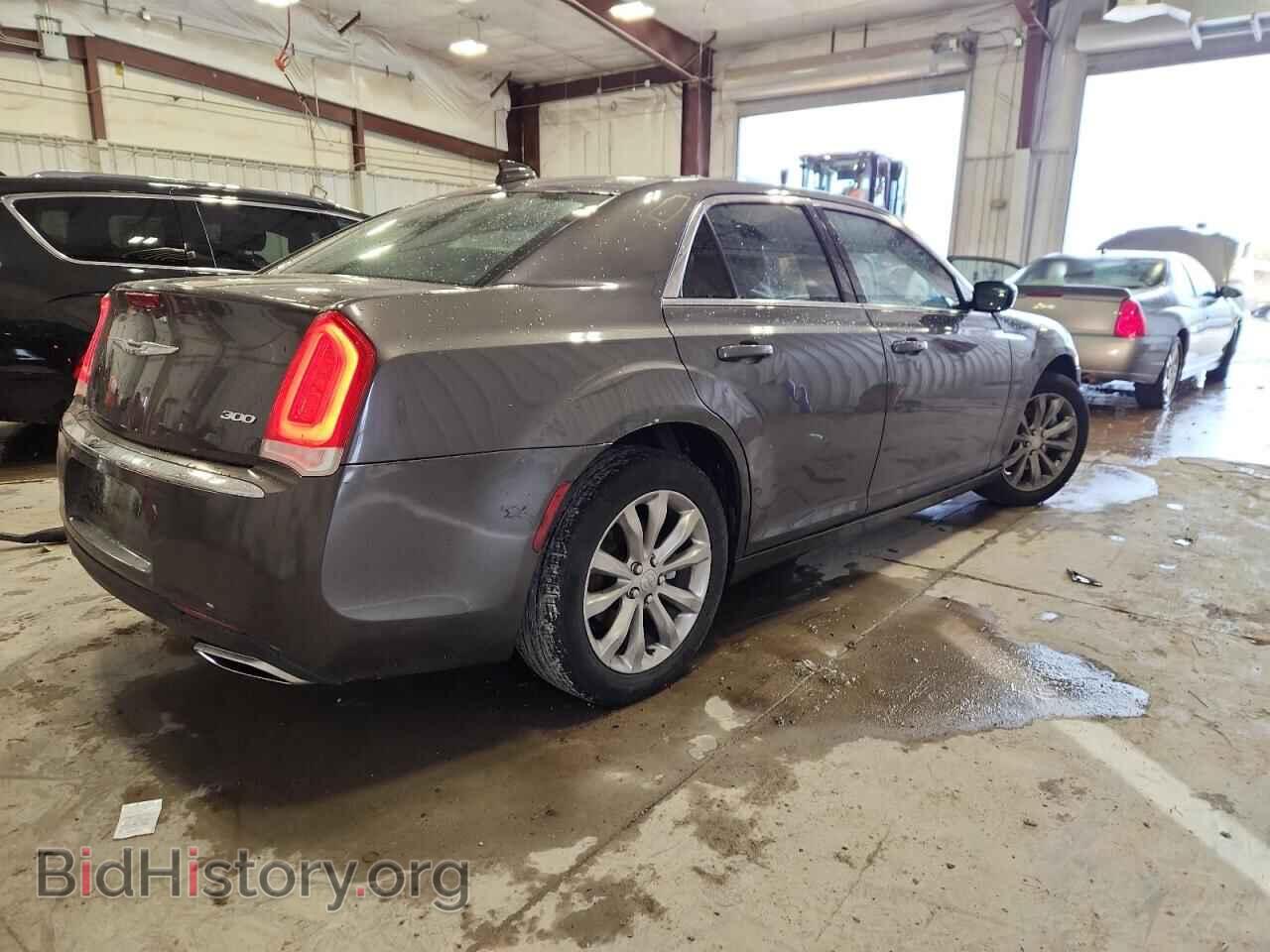 2015 CHRYSLER 300 - VIN: 2C3CCARG7FH803360 - Фото 3