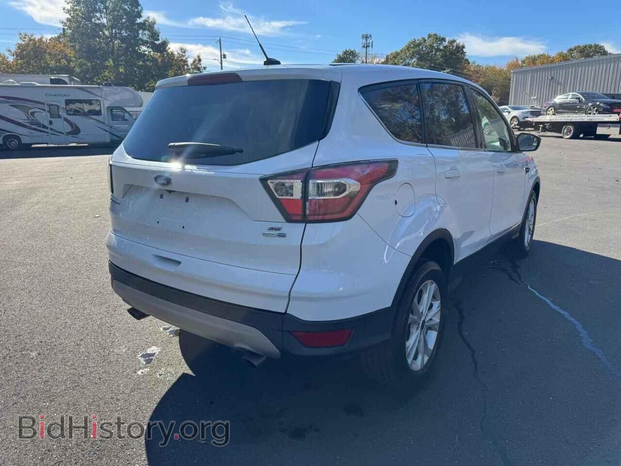 2017 FORD ESCAPE - VIN: 1FMCU9GD5HUB55836 - Фото 3