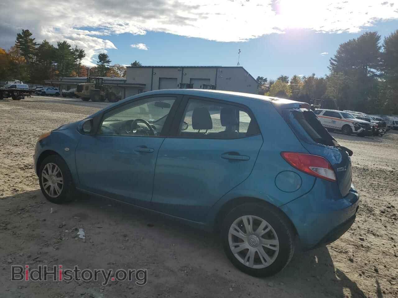 2012 MAZDA 2 - VIN: JM1DE1KZ8C0151760 - Фото 2