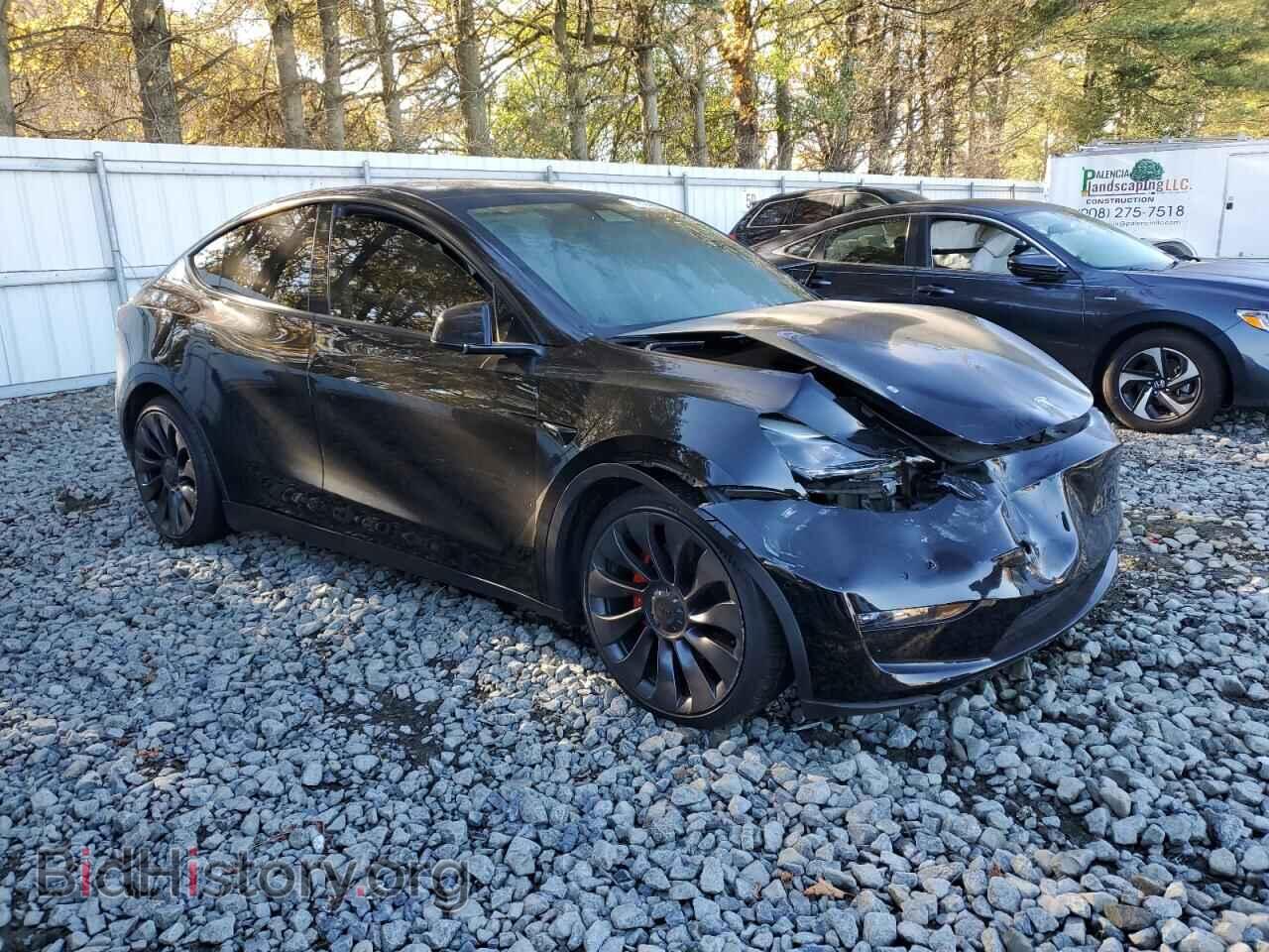 2022 TESLA MODEL Y - VIN: 7SAYGDEF2NF346498 - Photo 4