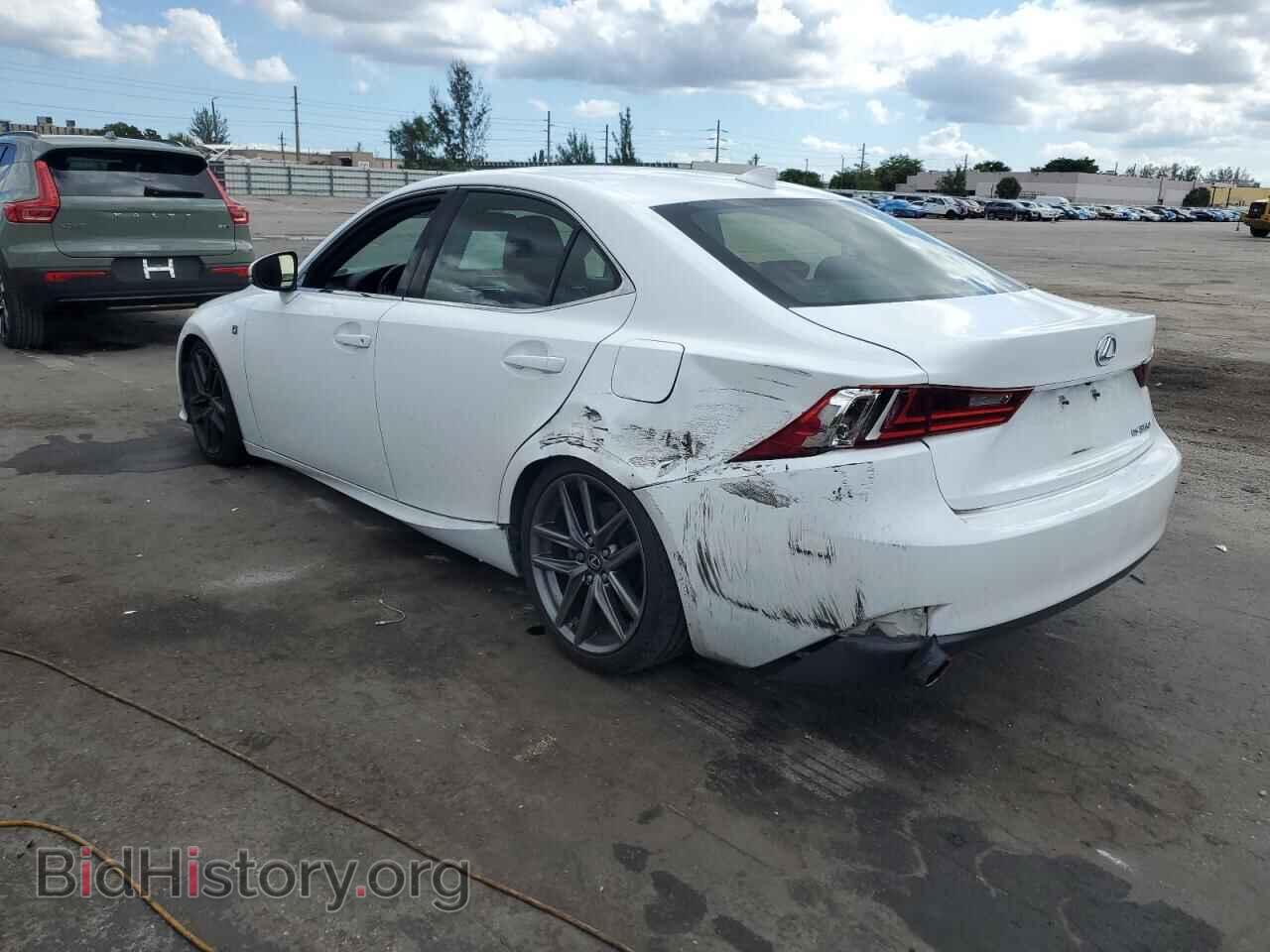 2014 LEXUS IS - VIN: JTHBE1D28E5012465 - Photo 2