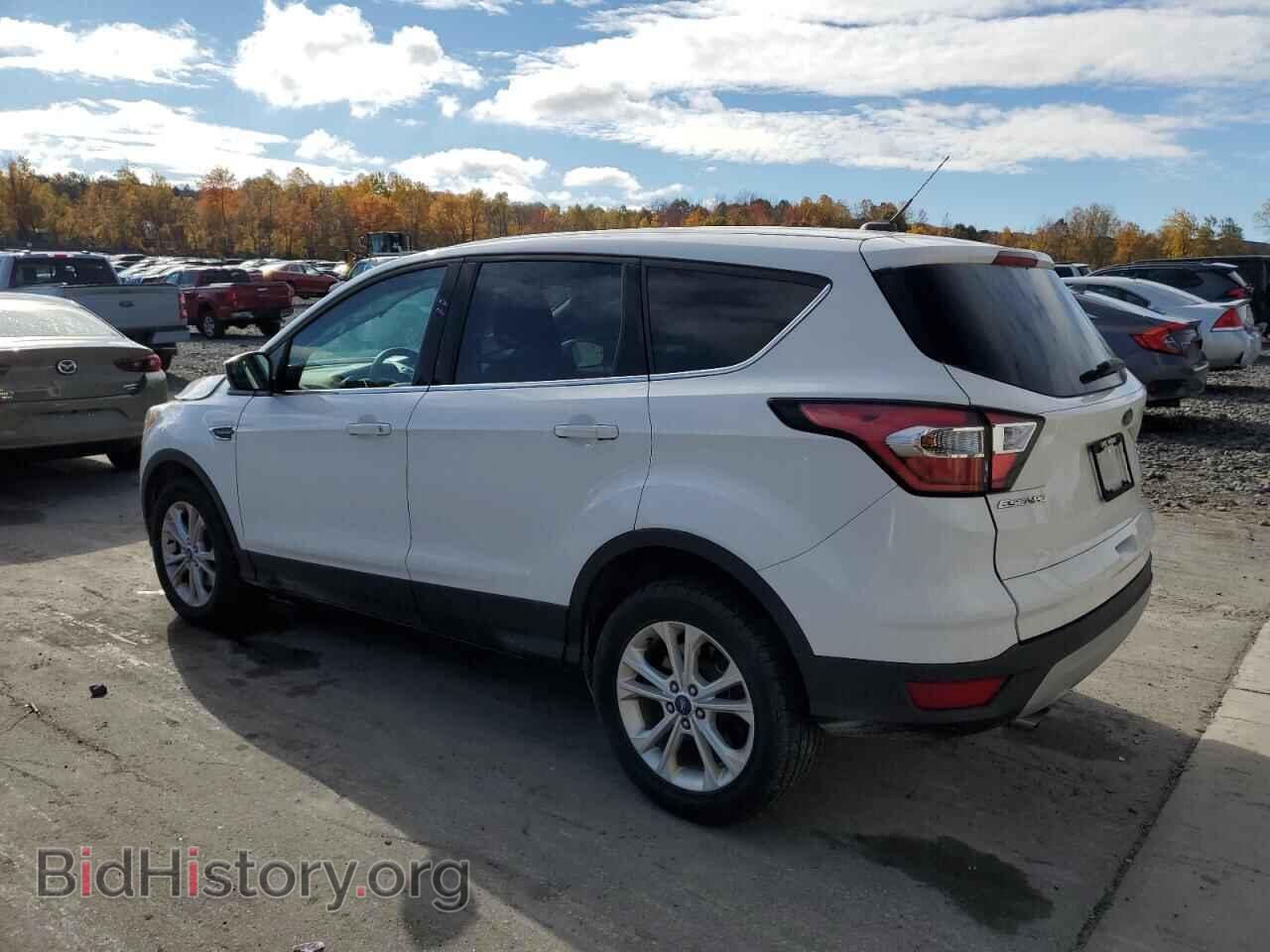 2017 FORD ESCAPE - VIN: 1FMCU9G90HUF01206 - Фото 2