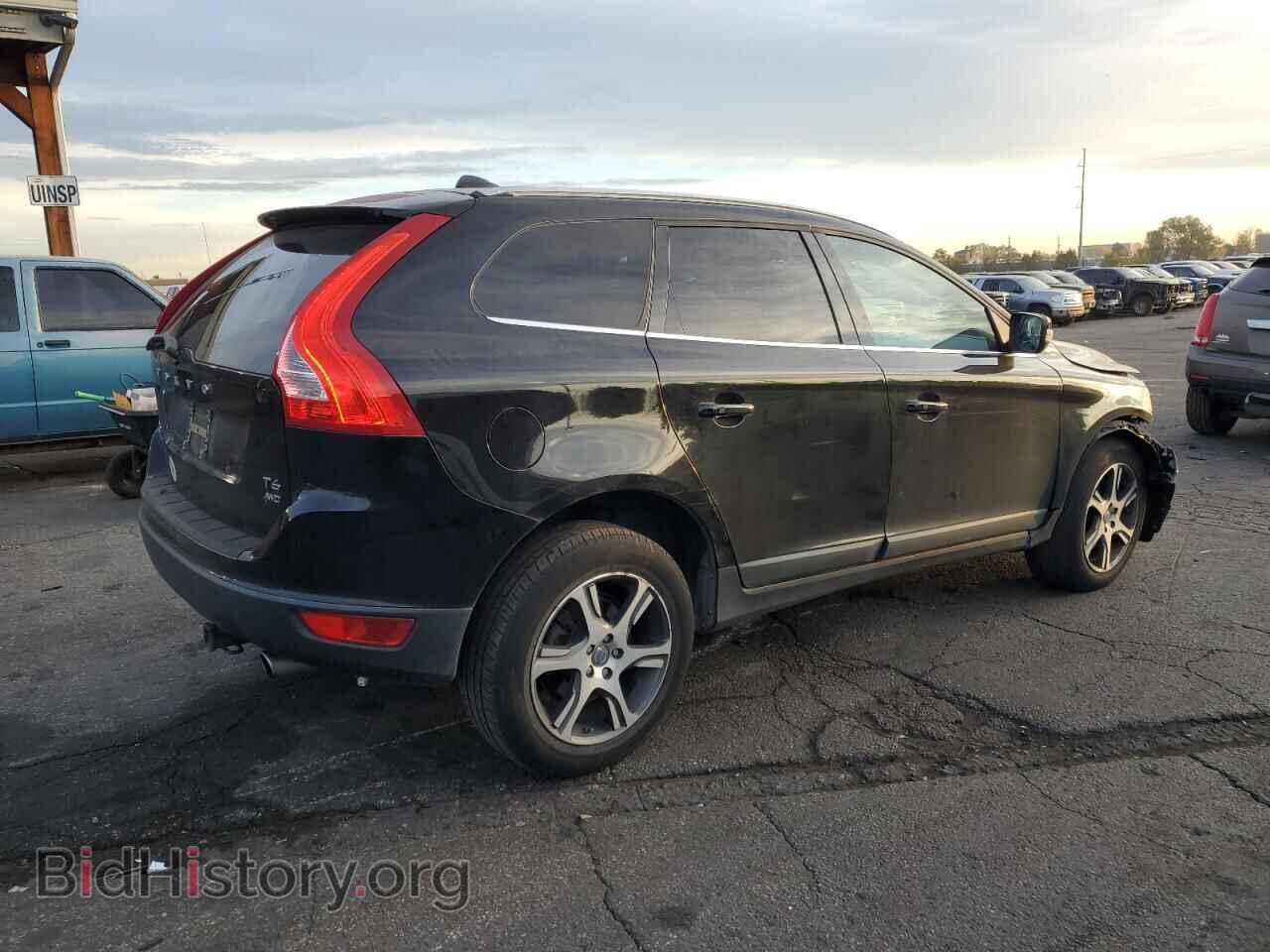 2013 VOLVO XC60 - VIN: YV4902DZ2D2430700 - Фото 3