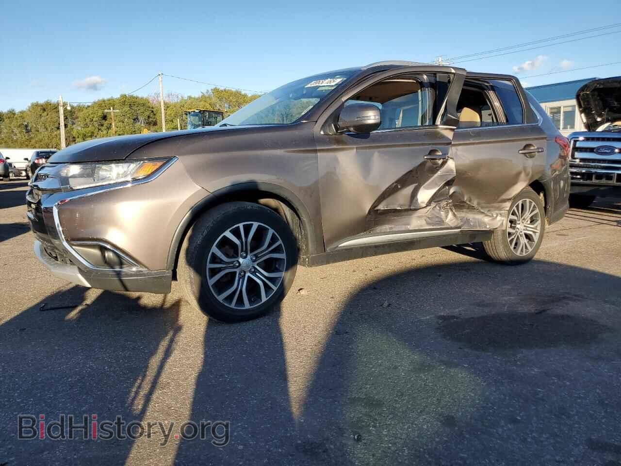 Фотография JA4AZ3A30HZ034820 - MITSUBISHI OUTLANDER 2017