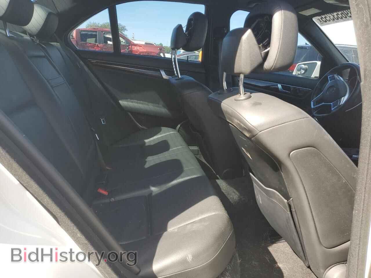 2014 MERCEDES-BENZ C-CLASS - VIN: WDDGF4HB0EA945239 - Фото 10