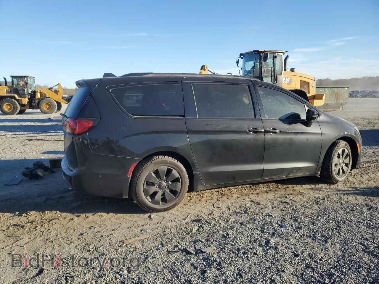 2020 CHRYSLER PACIFICA - VIN: 2C4RC1N73LR288228 - Фото 3
